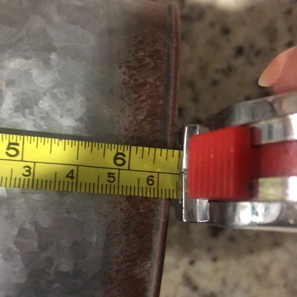 Farmhouse Galvanized Metal Farm Fresh Flowers And Garden Planter Pot Home Decor - Picture 9 of 9